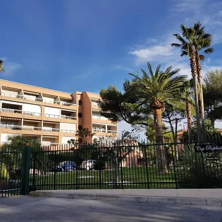 T2 Bord De Mer, Proche Commerces, Mer Et Marina Saint-Raphael (Var)